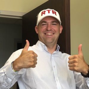 Meet your Posher, Brett